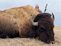 Trophy Buffalo Hunting Trip in South Dakota